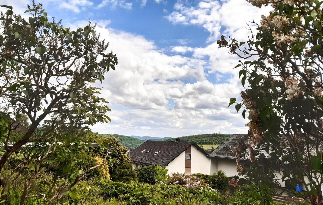 Beautiful Apartment In Dillenburg With Kitchen Luaran gambar