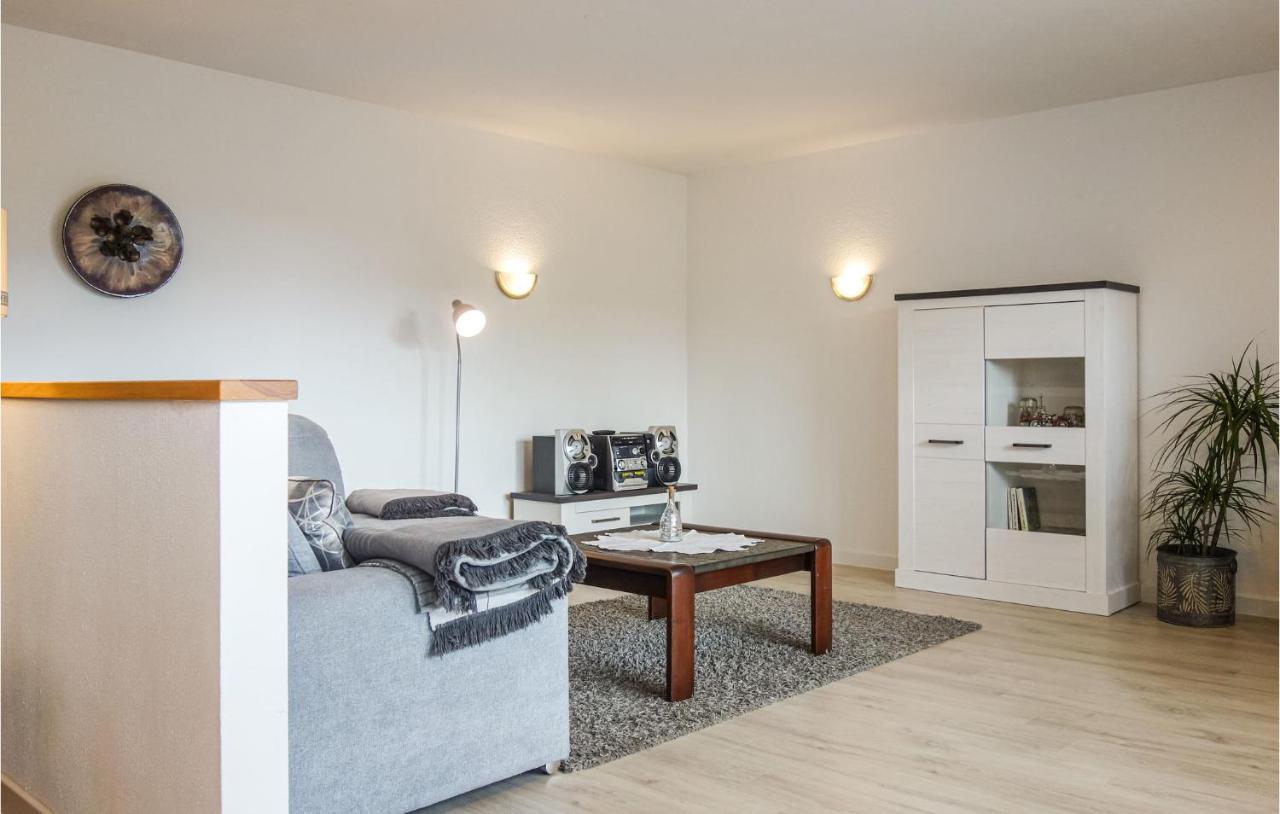 Beautiful Apartment In Dillenburg With Kitchen Luaran gambar